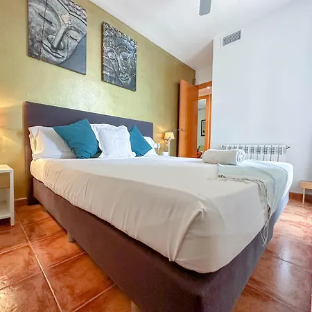 Apartment Sira House By Hello Homes