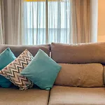 Apartment Sira House By Hello Homes *