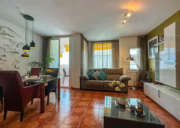 Sira House By Hello Homes Sitges