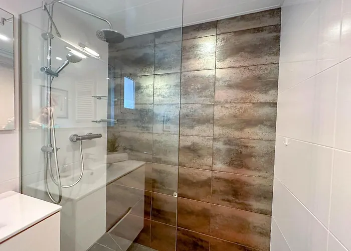 Sira House By Hello Homes Apartman Sitges